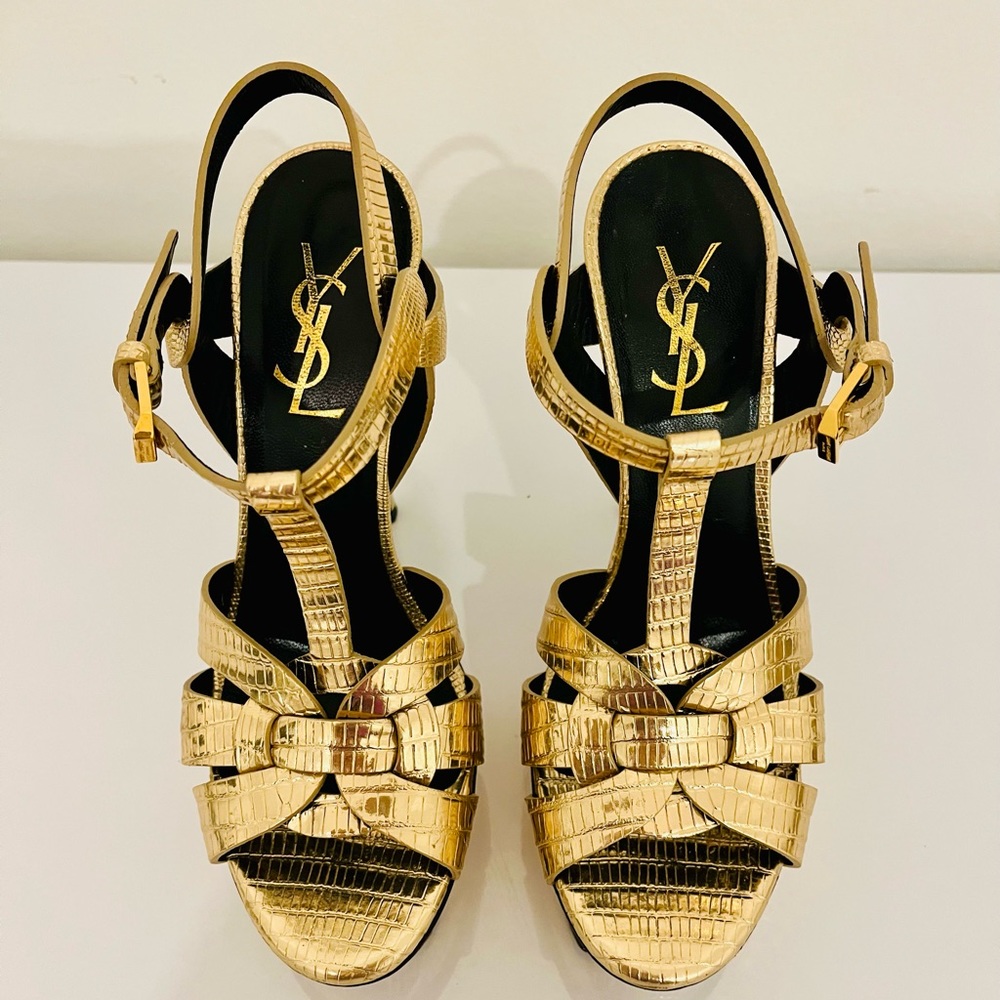 Yves Saint Laurent Gold lizard Platform stilettos. Size 36.